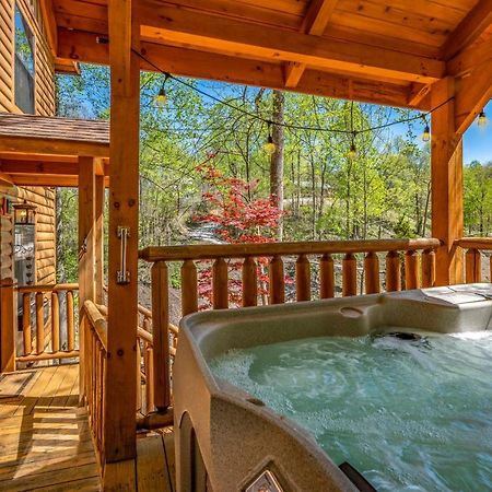 Permanent Vacation-Private Honeymoon Cabin With Hot Tub Villa Сивиървил Екстериор снимка